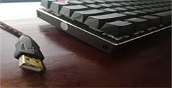 雷神黑金刚K70T开箱评测 300的价格600的品质这样的键盘你不想来一块吗？